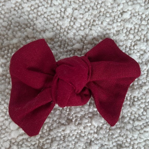 The Deluxe Pup | Dog Bow - Picture 1 of 2